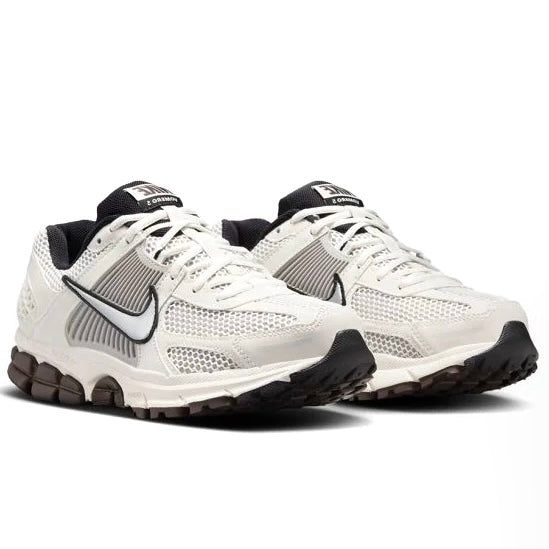 Zoom Vomero 5 Photon Dust Foam